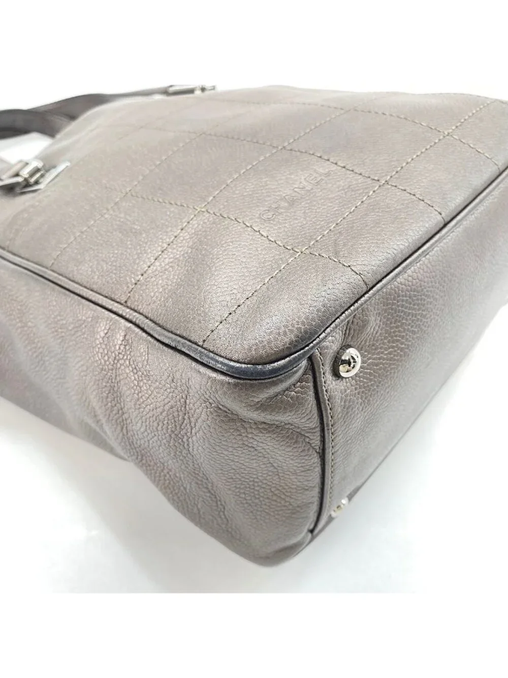 Chanel Tote Chocolate Bar 23